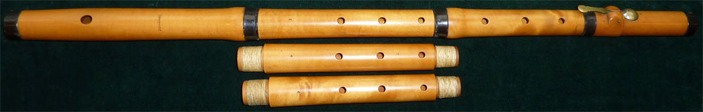 Early Musical Instruments, antique boxwood Flute by Dresden